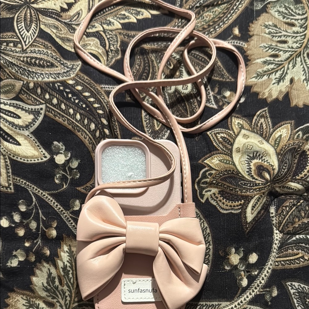 Pink Bow Phone Case iphone with 3 camera feature
